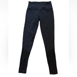 Victoria Secret Black Leggings with Mesh Detail Size Small